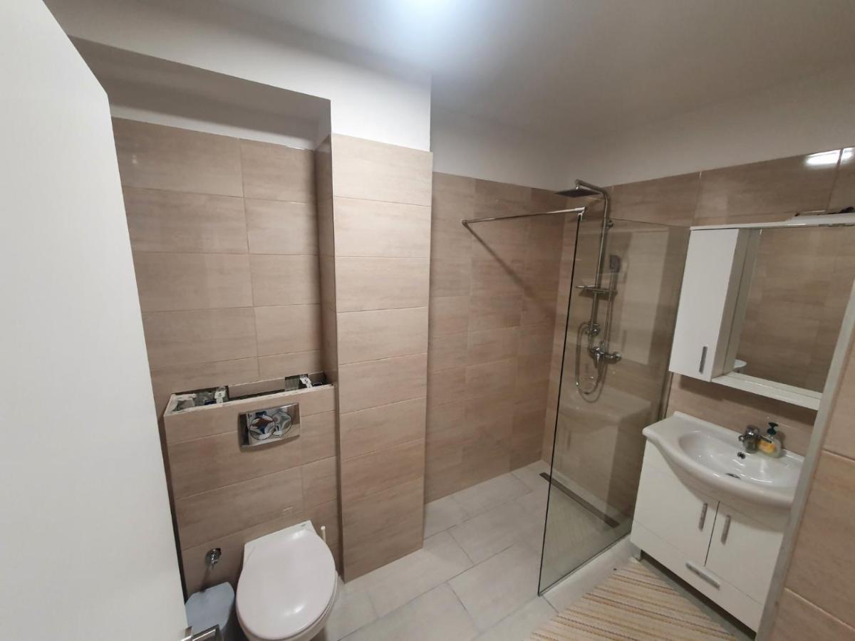 Apartman Telalovic Nečujam Exteriör bild