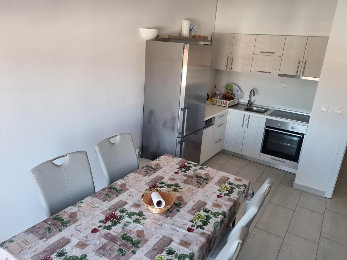 Apartman Telalovic Nečujam Exteriör bild